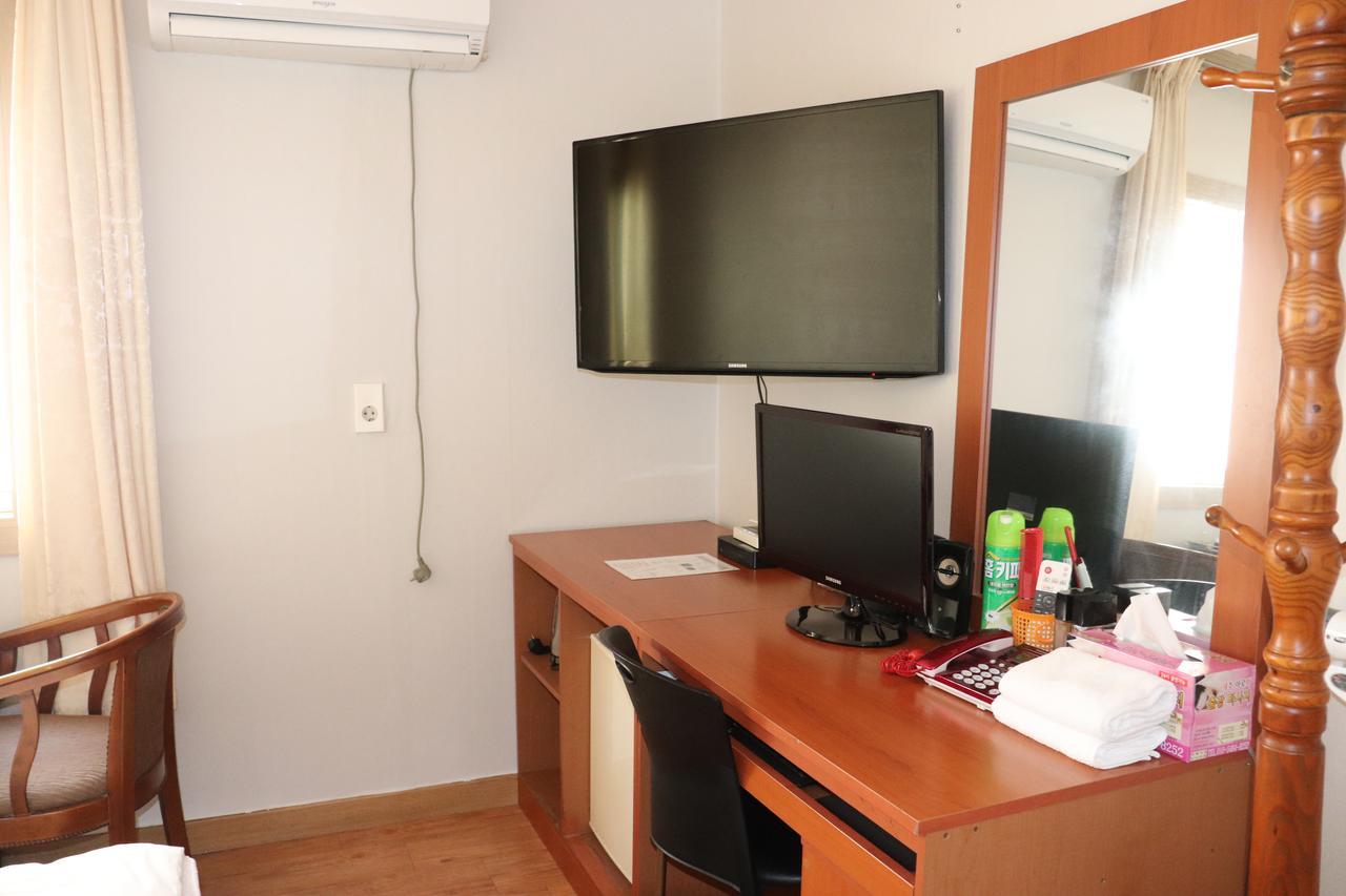 Orasung Motel Τζέτζου Εξωτερικό φωτογραφία
