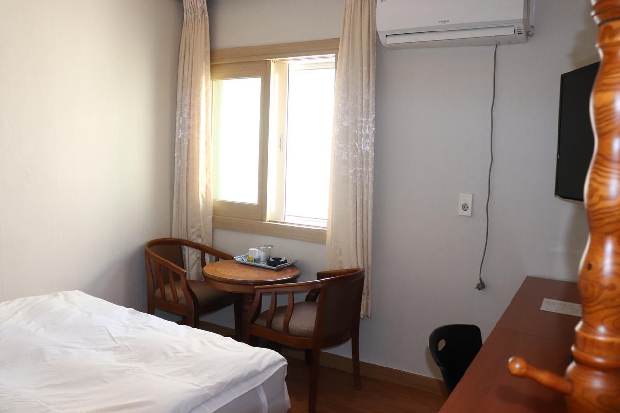 Orasung Motel Τζέτζου Εξωτερικό φωτογραφία